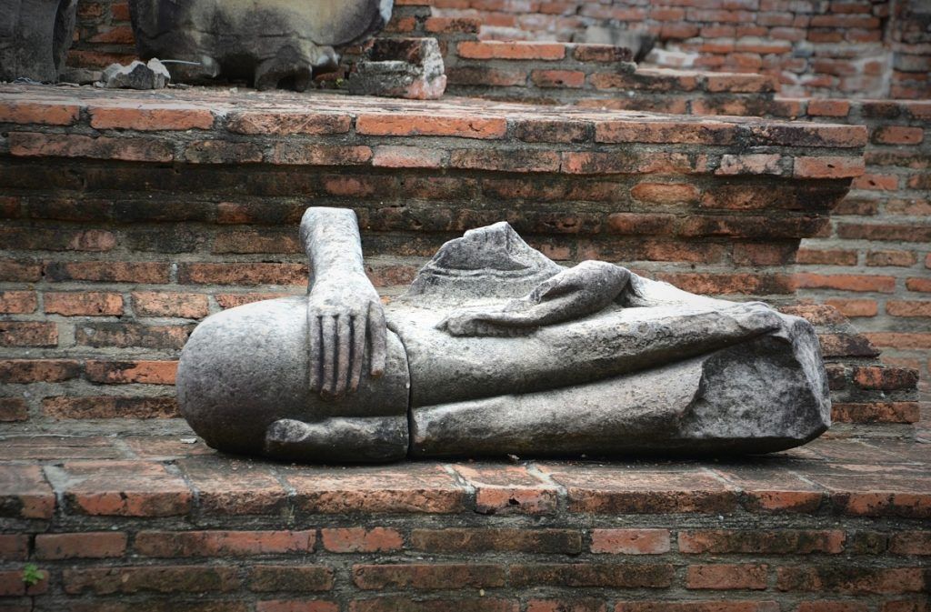 como visitar la cabeza de Buda en el árbol de Tailandia