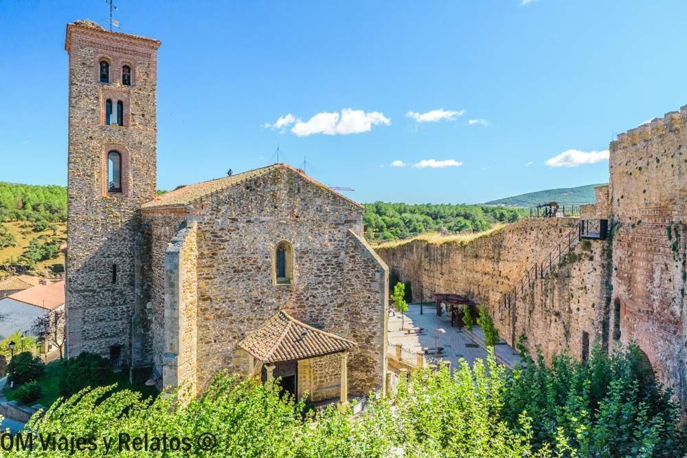 Iglesia de Santa María del Castillo y muralla medieval en Buitrago del Lozoya, imprescindible que ver en Buitrago del Lozoya en un dia.