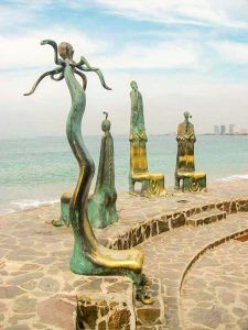 que-ver-en-Puerto-Vallarta-esculturas