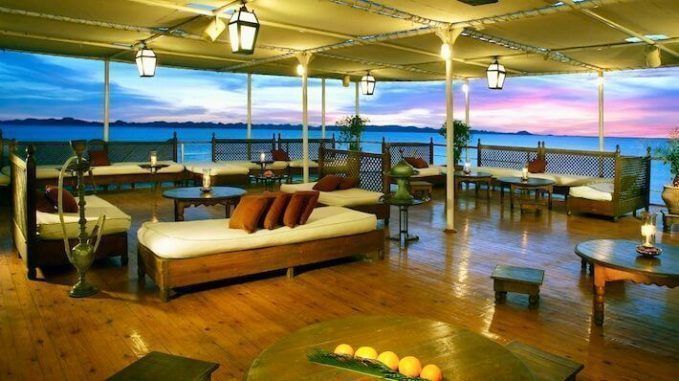 movenpick-prince-abbas-sun-deck