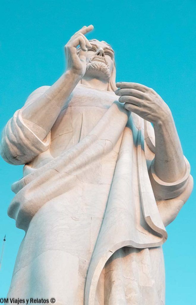 monumentos-de-La-Habana-El-Cristo
