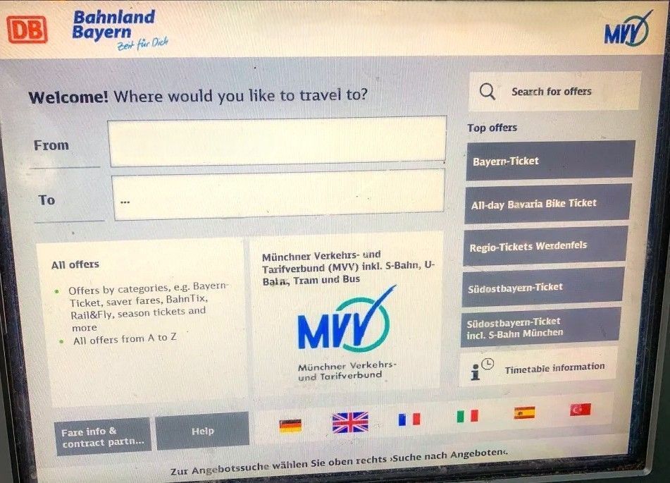 Pantalla táctil de la máquina donde compramos el billete S-Bahn durante nuestro viaje del aeropuerto de Munich al centro