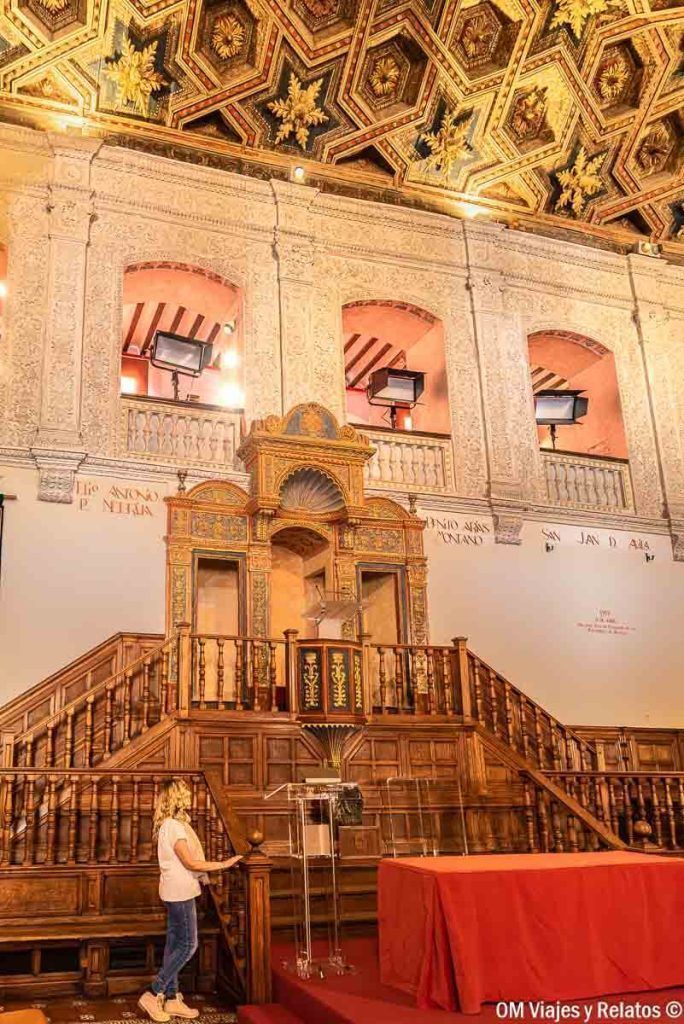 que-visitar-en-Alcalá-henares-en-un-día-Sala-Premios-Cervantes