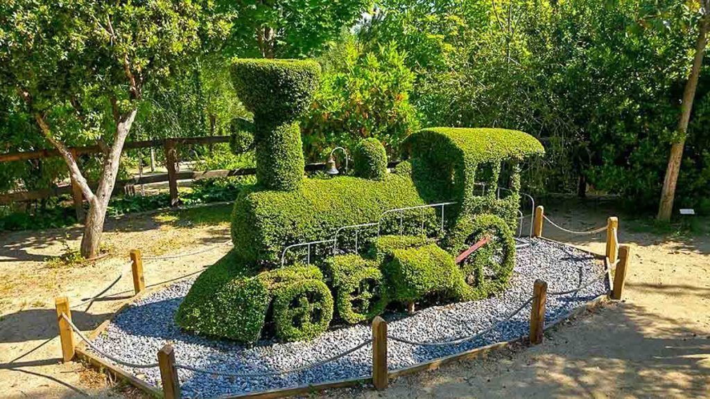 Pueblos bonitos Comunidad de Madrid, Bosque Encantado en San Martín de Valdeiglesias.