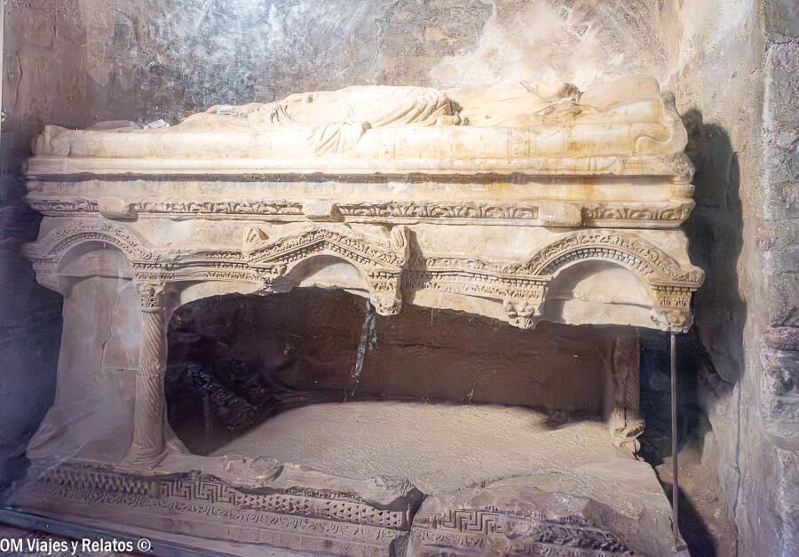 Iglesia-San-Nicolas-de-Myra-Turquia-foto-tumba-Papa-Noel-Santa-Claus