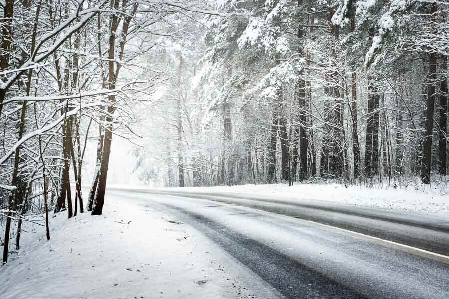 alquilar-coche-para-conducir-en-Finlandia-consejos