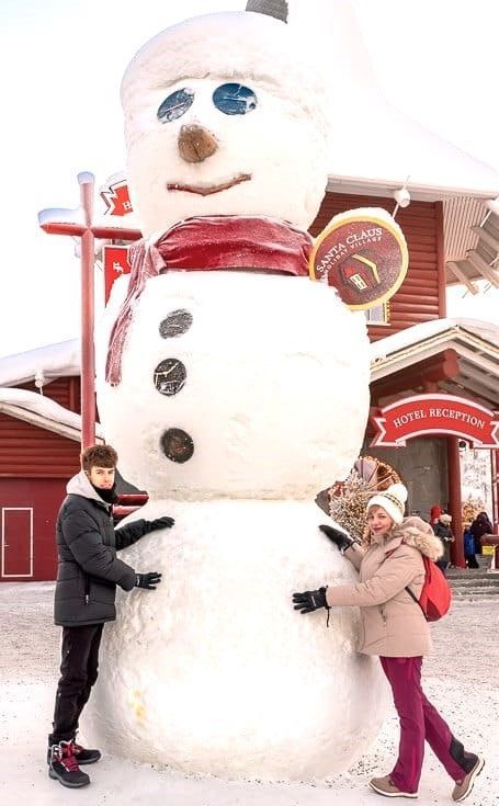 visitar-el-Pueblo-de-Papa-Noel-en-Laponia-en-Navidad-foto-de-Raul-y-Olga-en-Santa-Claus-Village