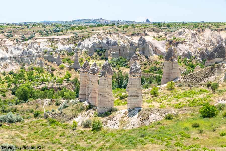 Love Valley en Capadocia, una visita imprescindible sobre que ver en Capadocia en 3 días.