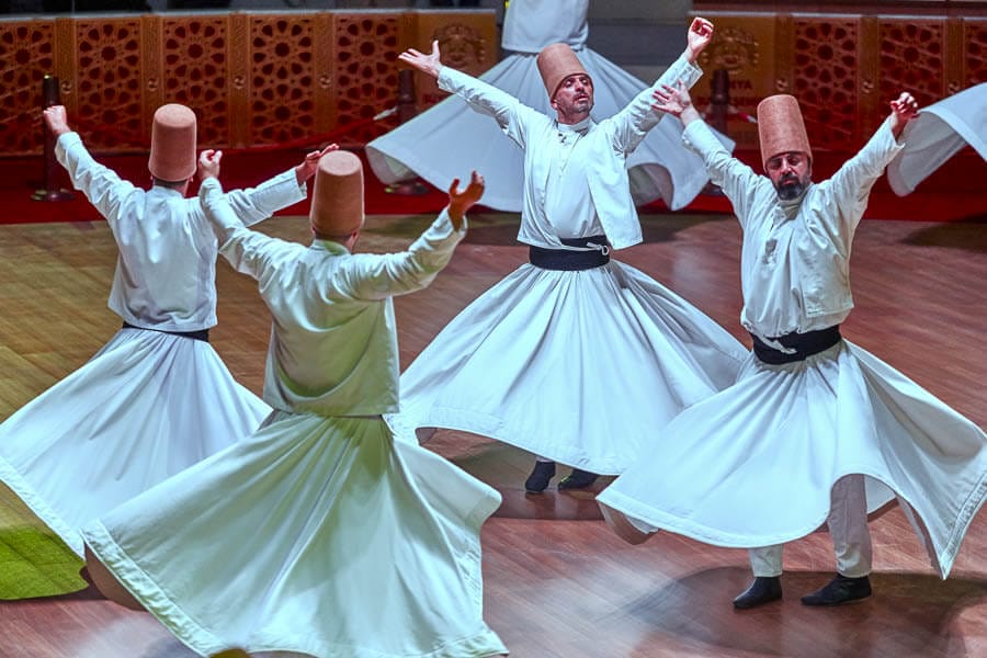 espectaculo-derviches-en-Estambul