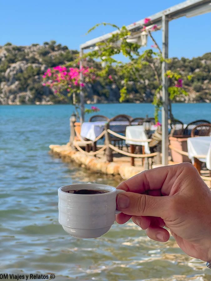 donde-dormir-y-comer-en-la-isla-de-Kekova-guia