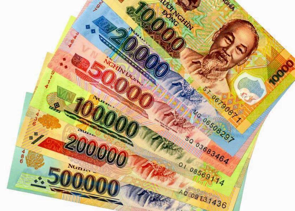 Billetes de dong vietnamita para cambiar dinero: consejos para viajar a Vietnam por libre.