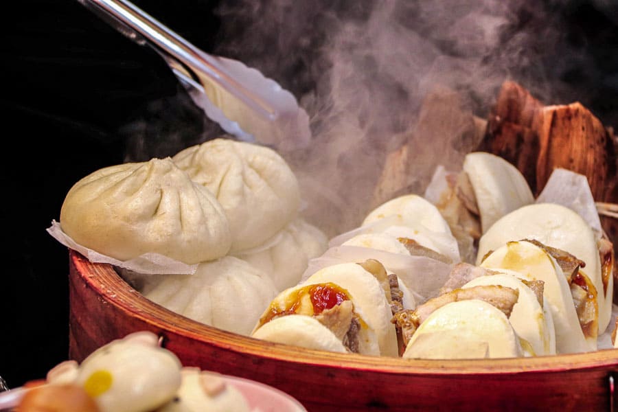 Desayuno de baos al vapor en Pekín, una parada rica de que ver en Pekín en 1 dia.