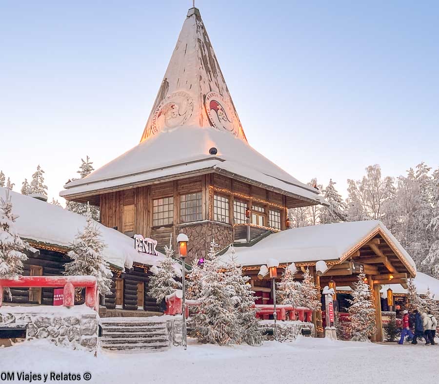 Casa-de-Papa-Noel-en-Rovaniemi-Finlandia