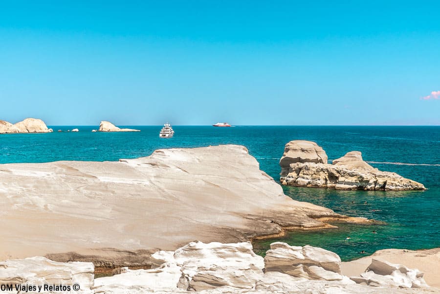 Playa-Sarakiniko-Milos-Grecia