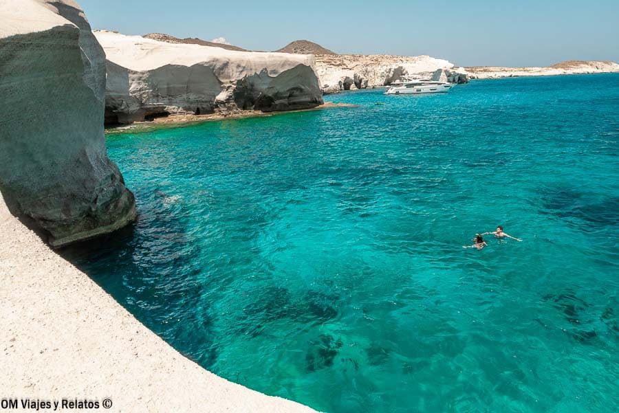 visitar-la- playa-Sarakiniko-en-Milos