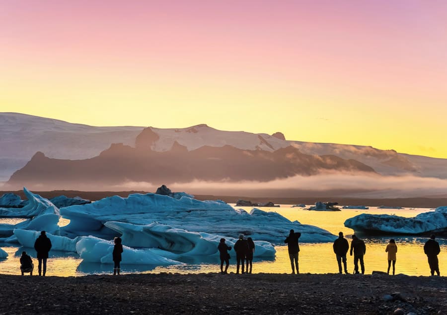 sol-de-media-noche-en-Islandia-en-verano