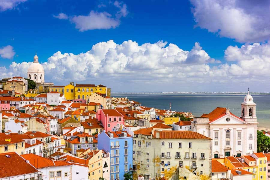 consejos-viajar-barato-desde-Espana-destinos