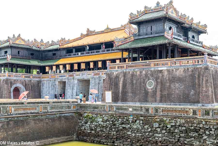 Vista panorámica de la Ciudadela Imperial de Hué, uno de los imprescindibles en Vietnam para amantes de la historia.