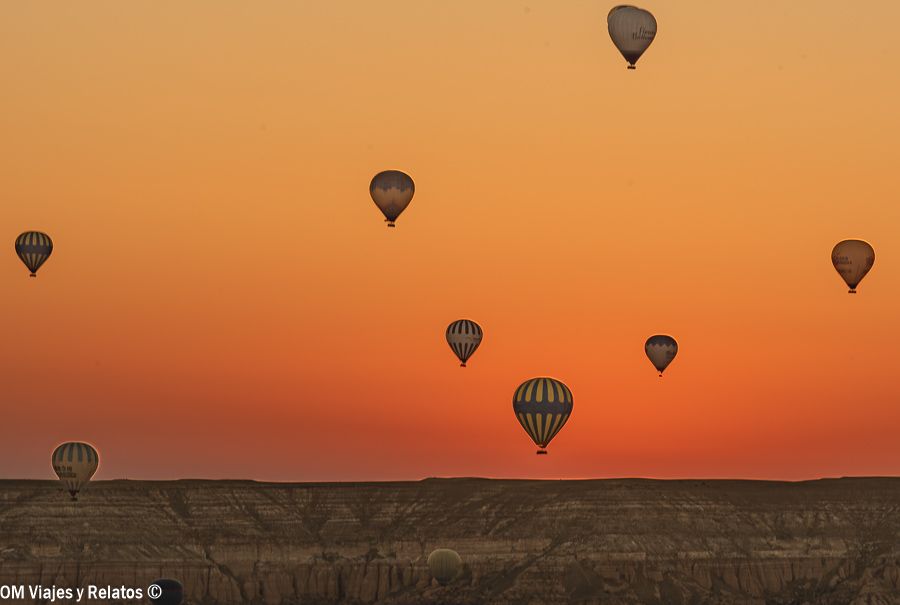 que ver en Capadocia en 3 días, globos atardecer