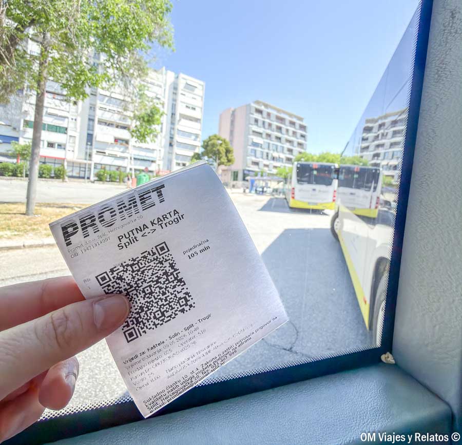 Billete de autobús entre Split y Trogir durante una ruta por Croacia en 7 días por libre.