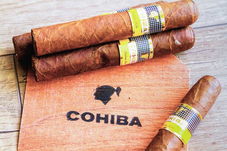 Puros Cohiba en La Habana para una ruta sobre que ver cerca de la Habana excursiones.