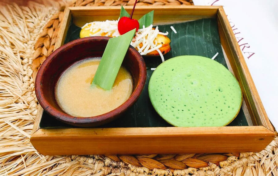 Desayuno incluido en la experiencia de amanecer en Borobudur